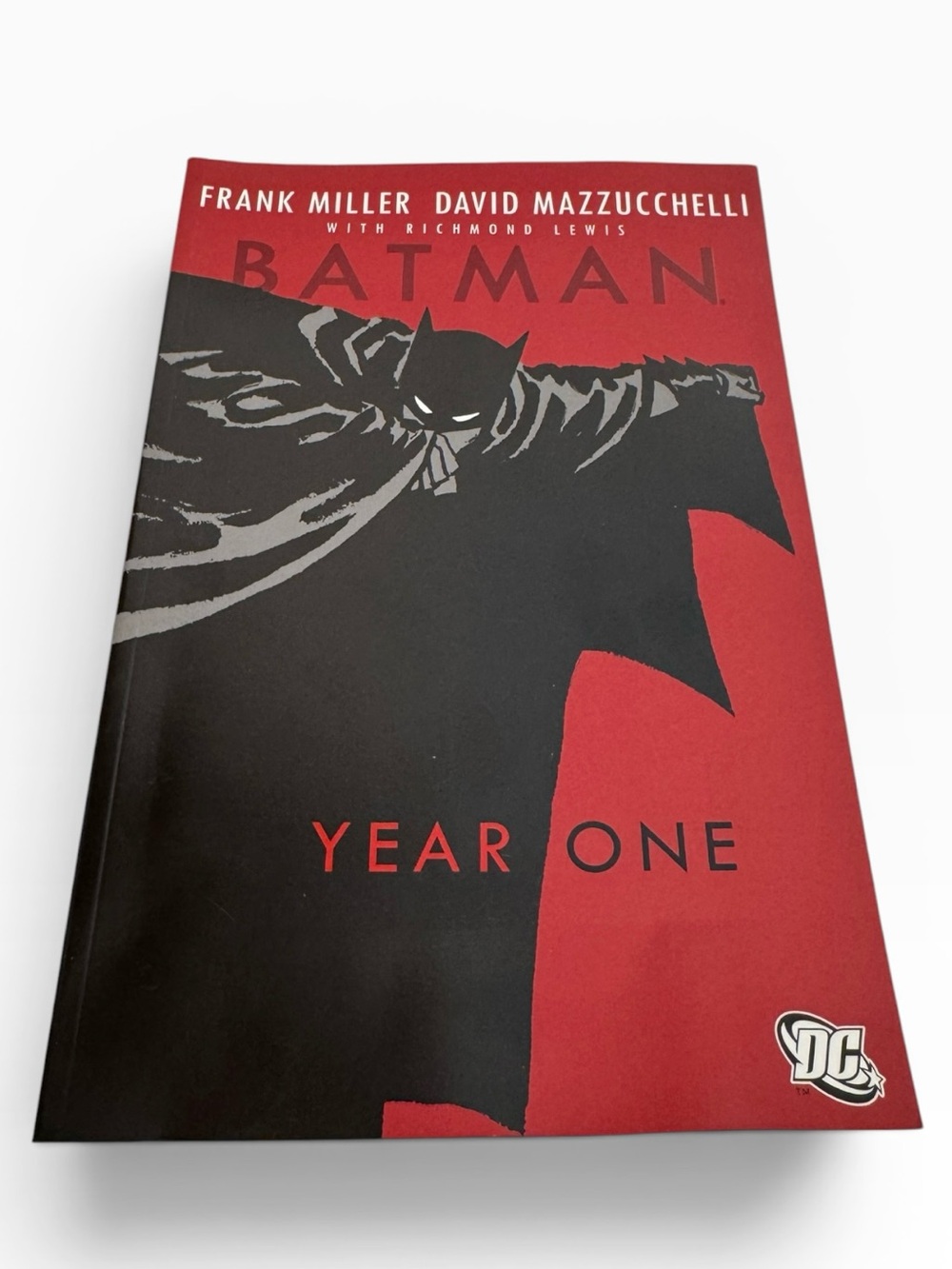 Batman Year One TPB Frank Miller David Mazzucchelli DC Comics Graphic Novel